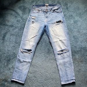 H&M Distressed Boyfriend Jeans